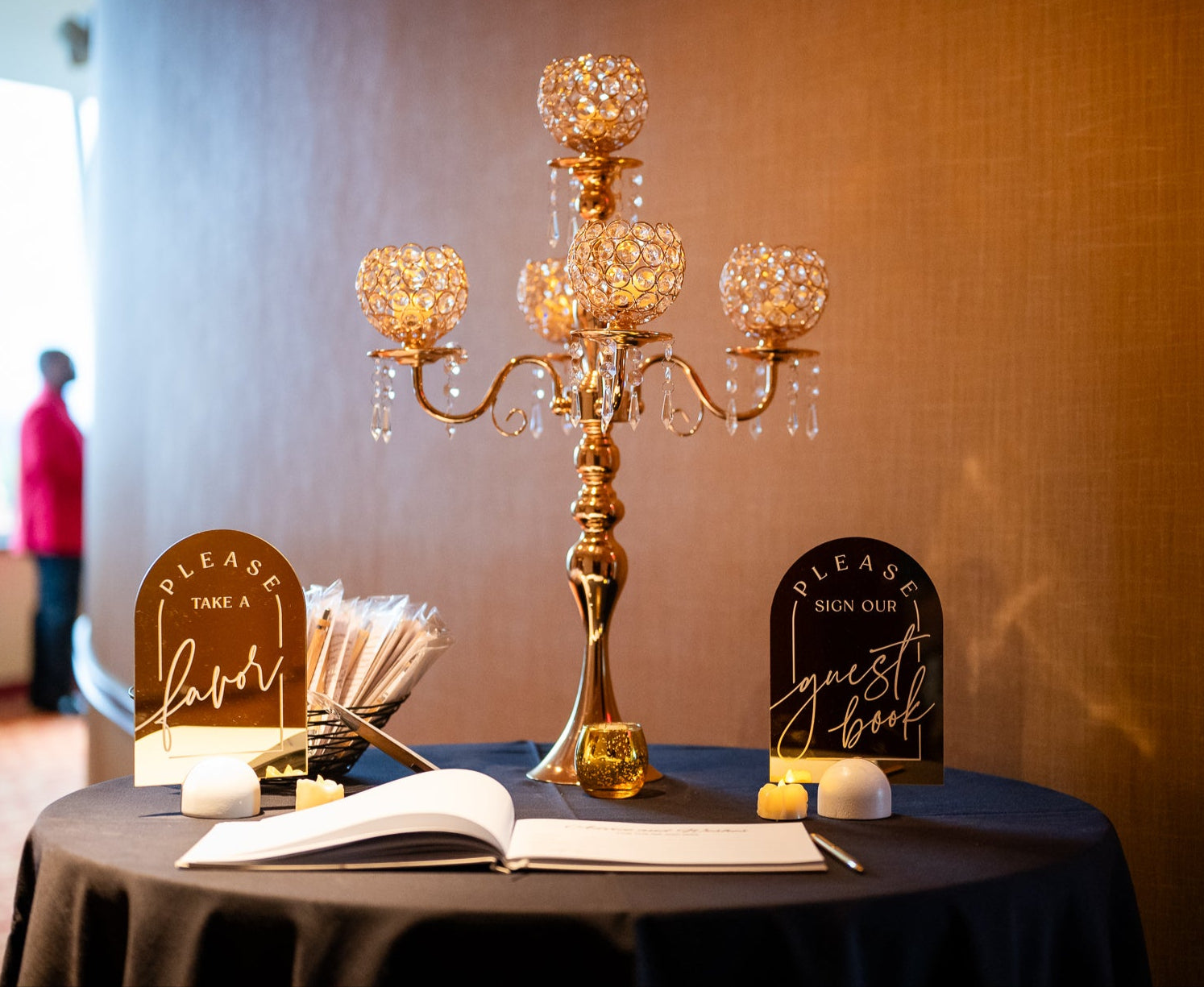 Guest Sign-In & Favors Table Display Package
