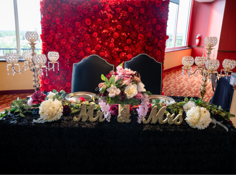 Burgundy & Black Sweetheart Table Package